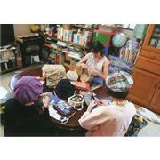 手縫いの帽子とおしゃべり